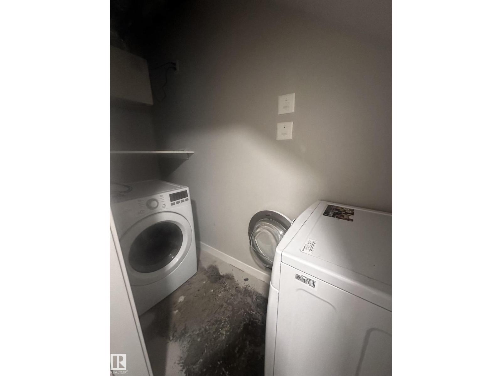 Photo 15 of 103 10736 116 St Nw, Edmonton AB