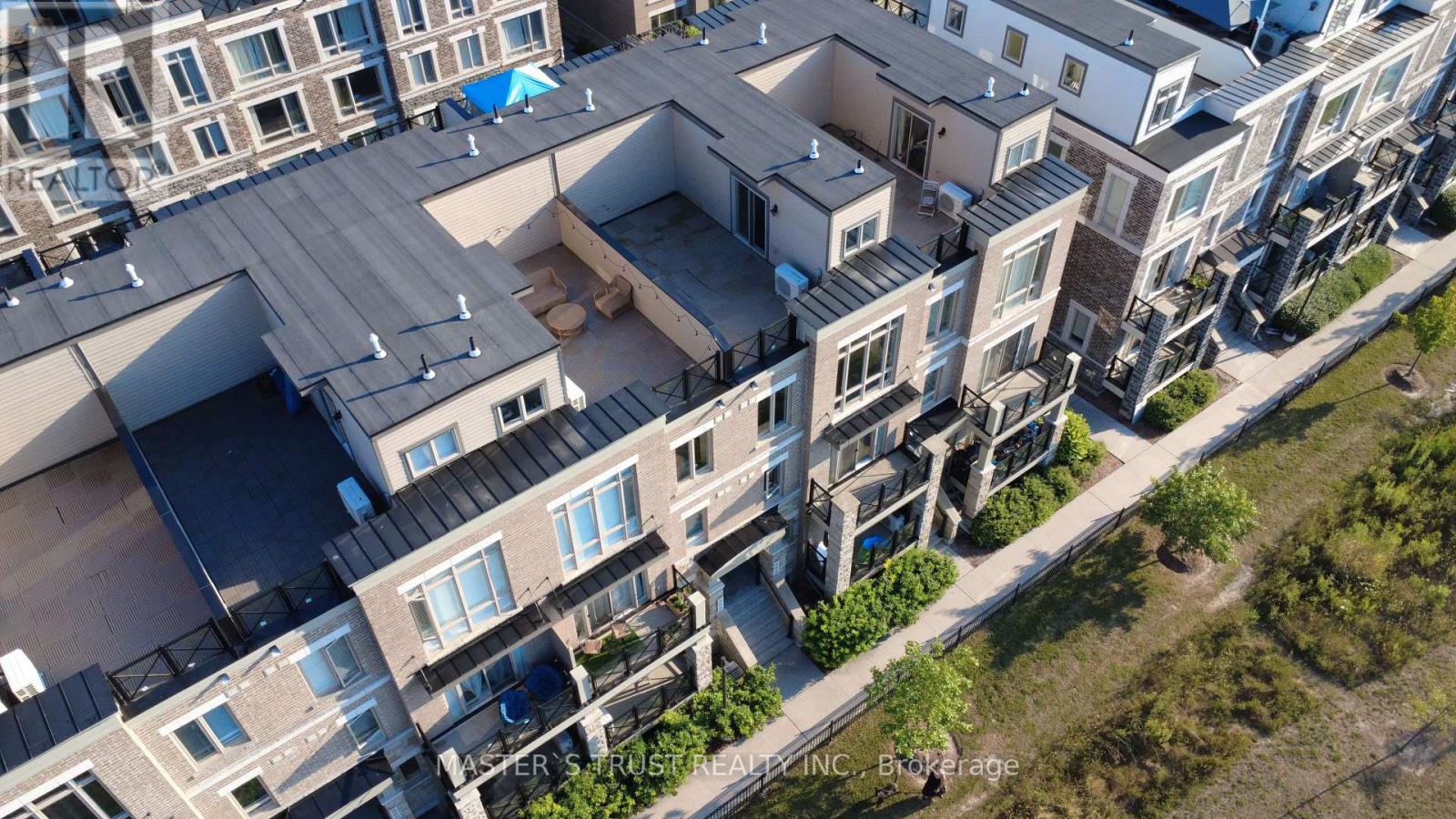 Photo 28 of 507 30 Dunsheath Way, Markham ON