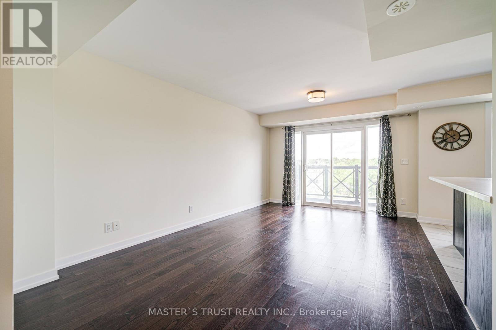 Photo 6 of 507 30 Dunsheath Way, Markham ON