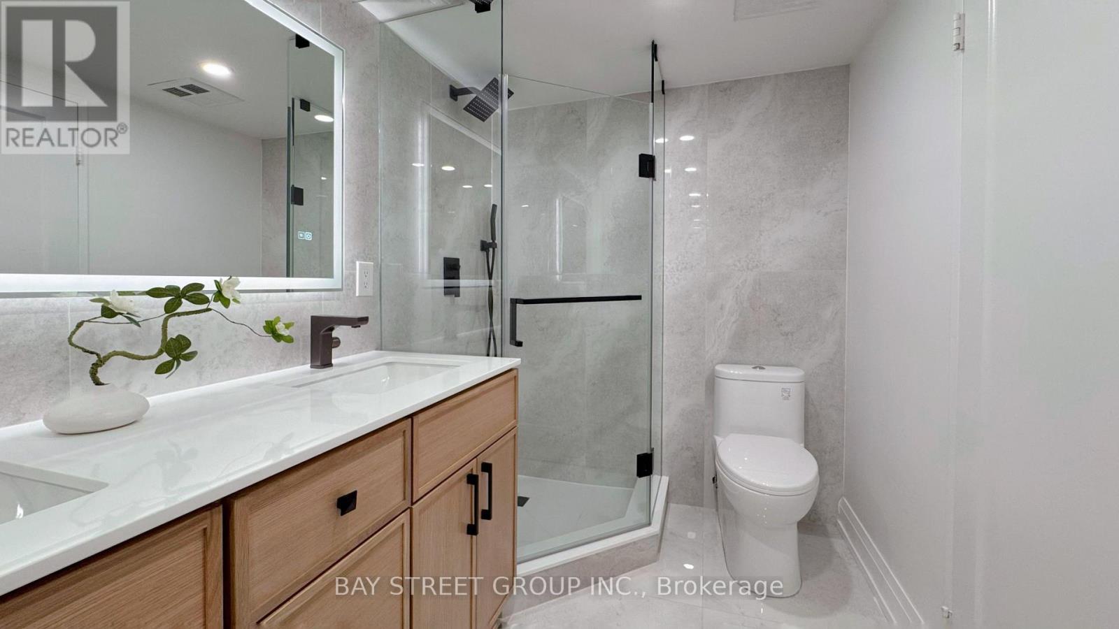Photo 23 of 606 7905 Bayview Avenue, Markham ON
