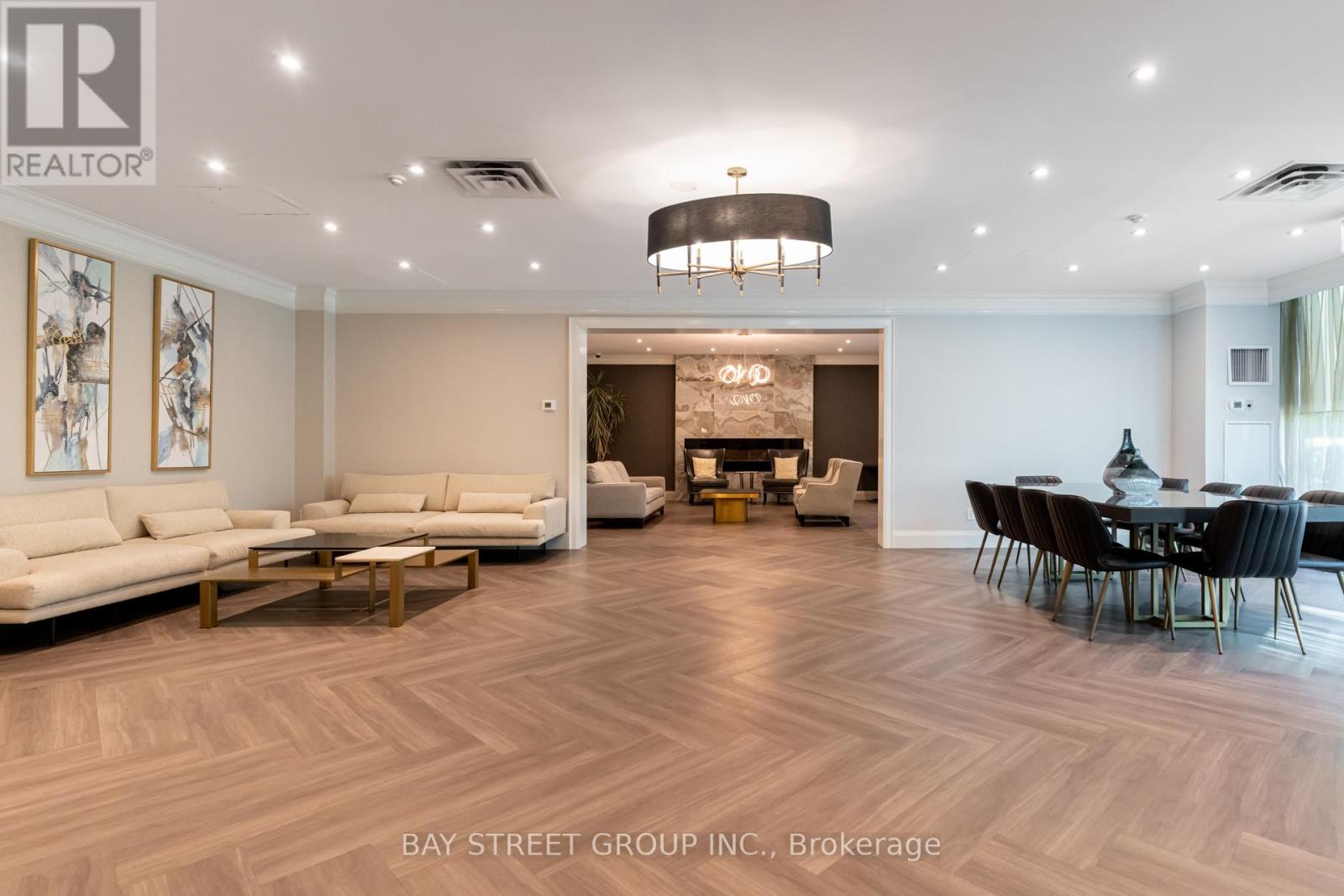 Photo 32 of 606 7905 Bayview Avenue, Markham ON