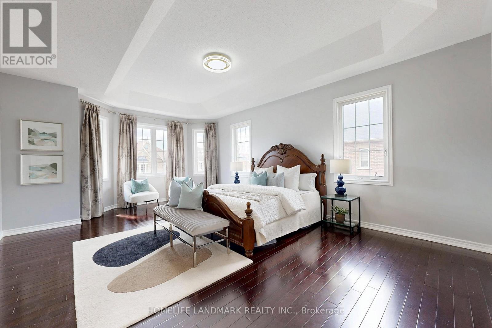 Photo 19 of 56 William Bartlett Drive, Markham ON