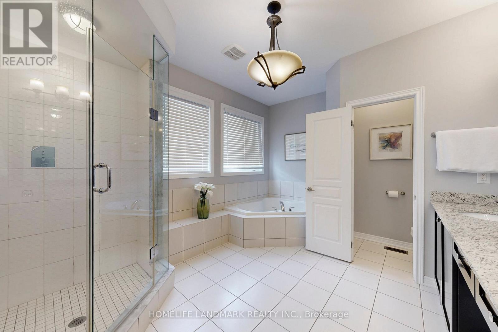 Photo 23 of 56 William Bartlett Drive, Markham ON