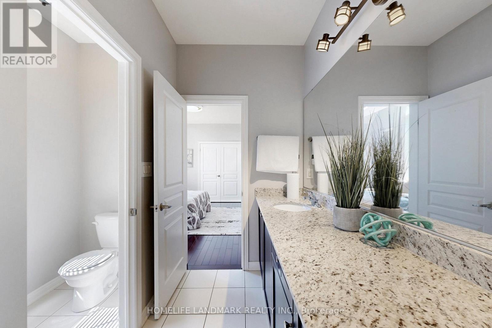 Photo 31 of 56 William Bartlett Drive, Markham ON