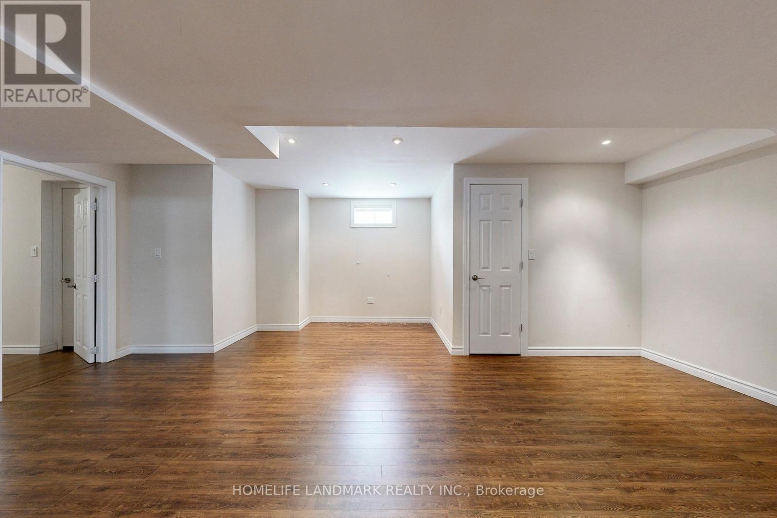 Photo 38 of 56 William Bartlett Drive, Markham ON