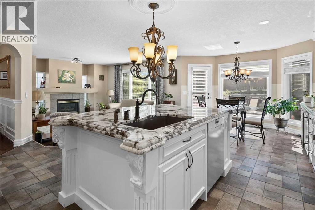 Single Family House for Sale in  Edgebrook Drive NW Edgemont Calgary 