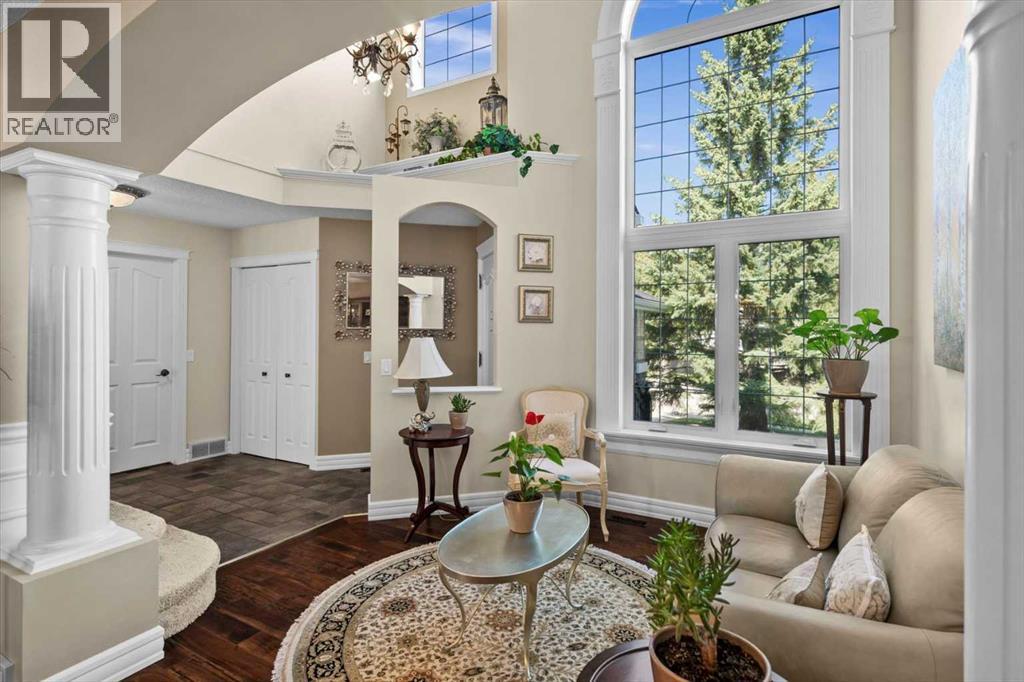 Single Family House for Sale in  Edgebrook Drive NW Edgemont Calgary 