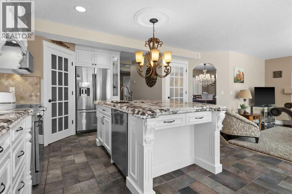 Single Family House for Sale in  Edgebrook Drive NW Edgemont Calgary 