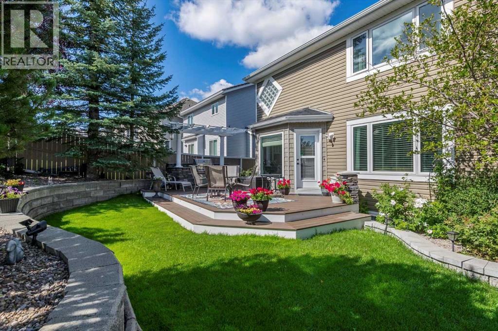 Single Family House for Sale in  Edgebrook Drive NW Edgemont Calgary 