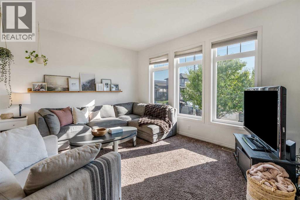 Photo 5 of 919 Keystone Meadows W, Lethbridge AB