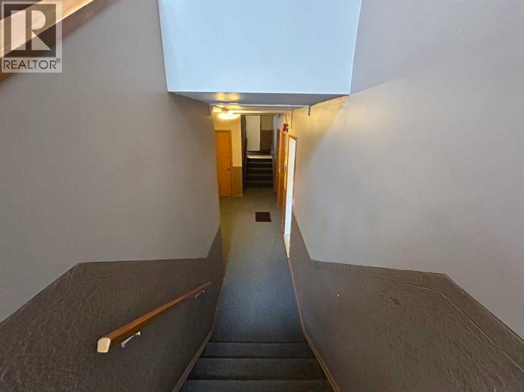 Multi-family House for Sale in / Brentwood Boulevard NW Brentwood Calgary 