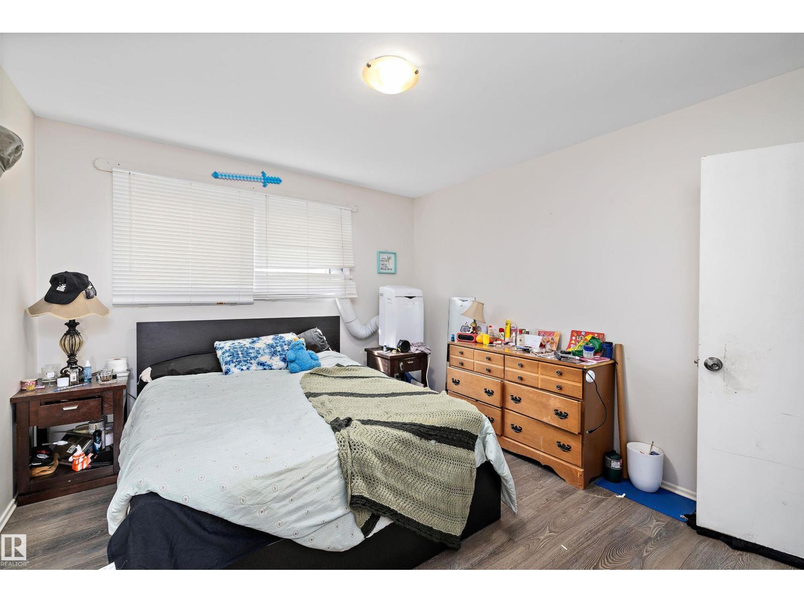Photo 15 of 11540 123 St Nw, Edmonton AB
