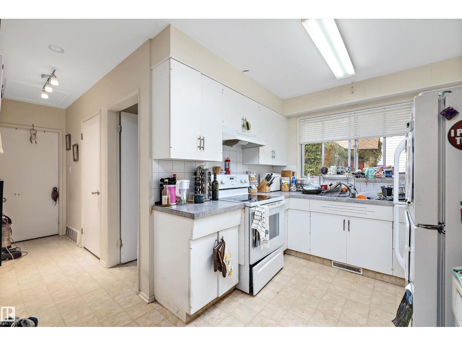 Photo 37 of 11540 123 St Nw, Edmonton AB