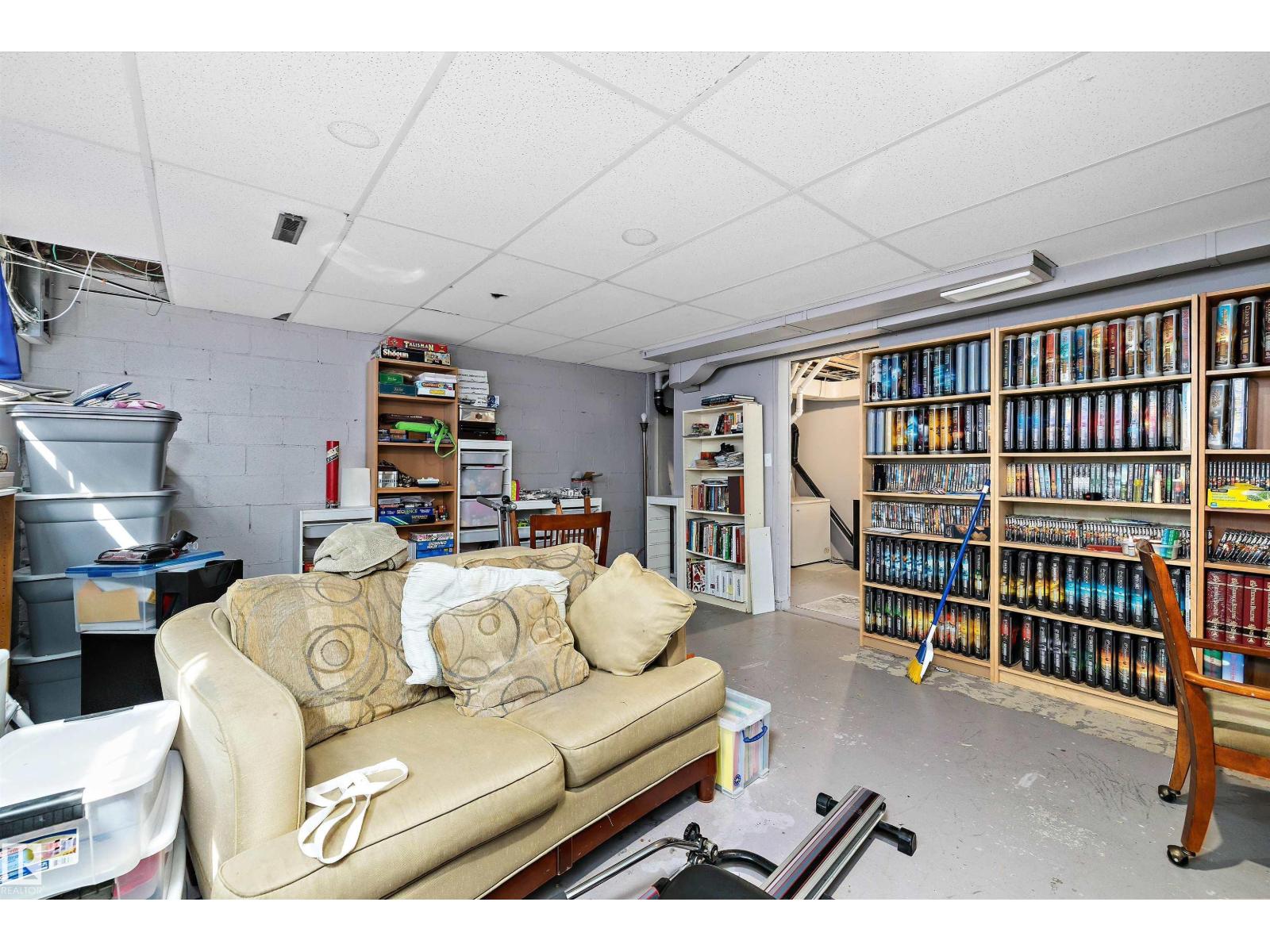 Photo 18 of 11540 123 St Nw, Edmonton AB