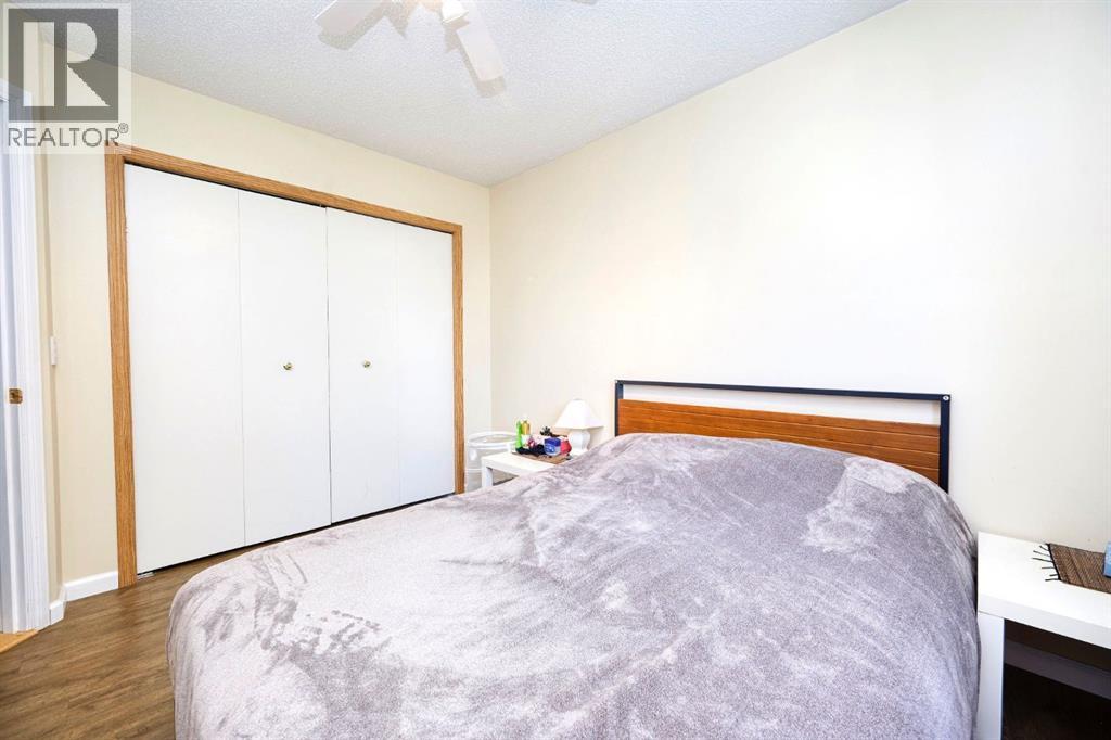 Single Family House Bi-level for Sale in  Hidden Valley Drive NW Hidden Valley Calgary 