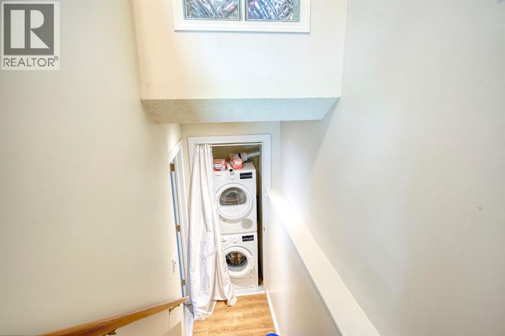 Single Family House Bi-level for Sale in  Hidden Valley Drive NW Hidden Valley Calgary 