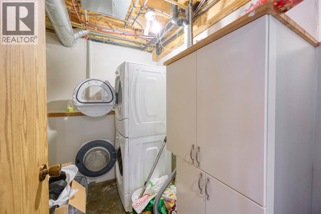 Single Family House Bi-level for Sale in  Hidden Valley Drive NW Hidden Valley Calgary 