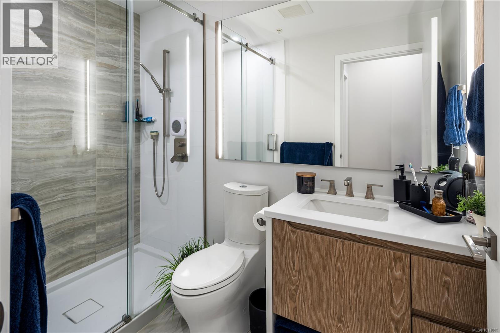 Single Family House for Sale in   Fort St Bellewood Park Victoria 