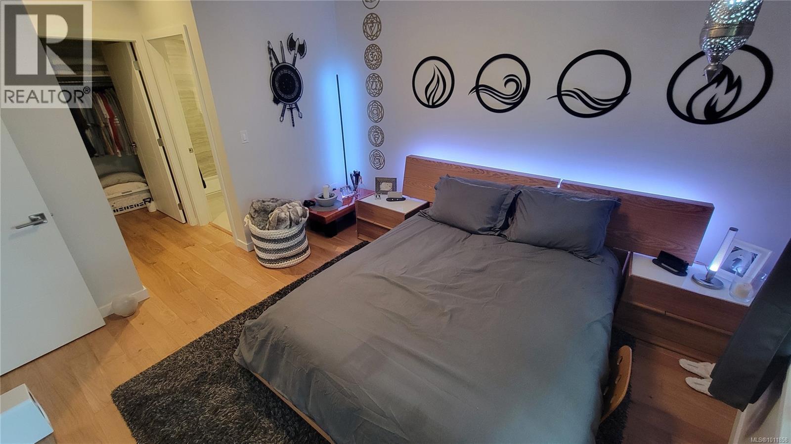 Single Family House for Sale in   Fort St Bellewood Park Victoria 