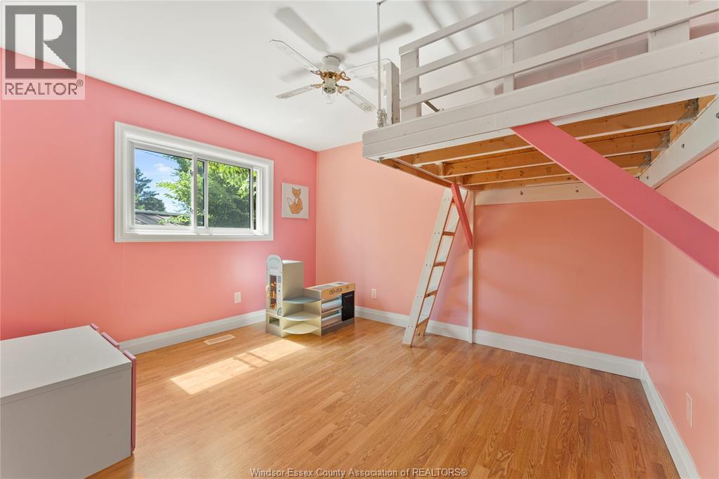 Photo 19 of 145 County Rd 50 W, Harrow ON