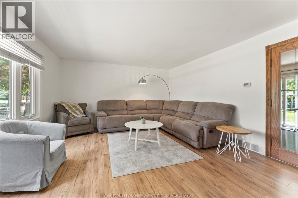 Photo 6 of 145 County Rd 50 W, Harrow ON
