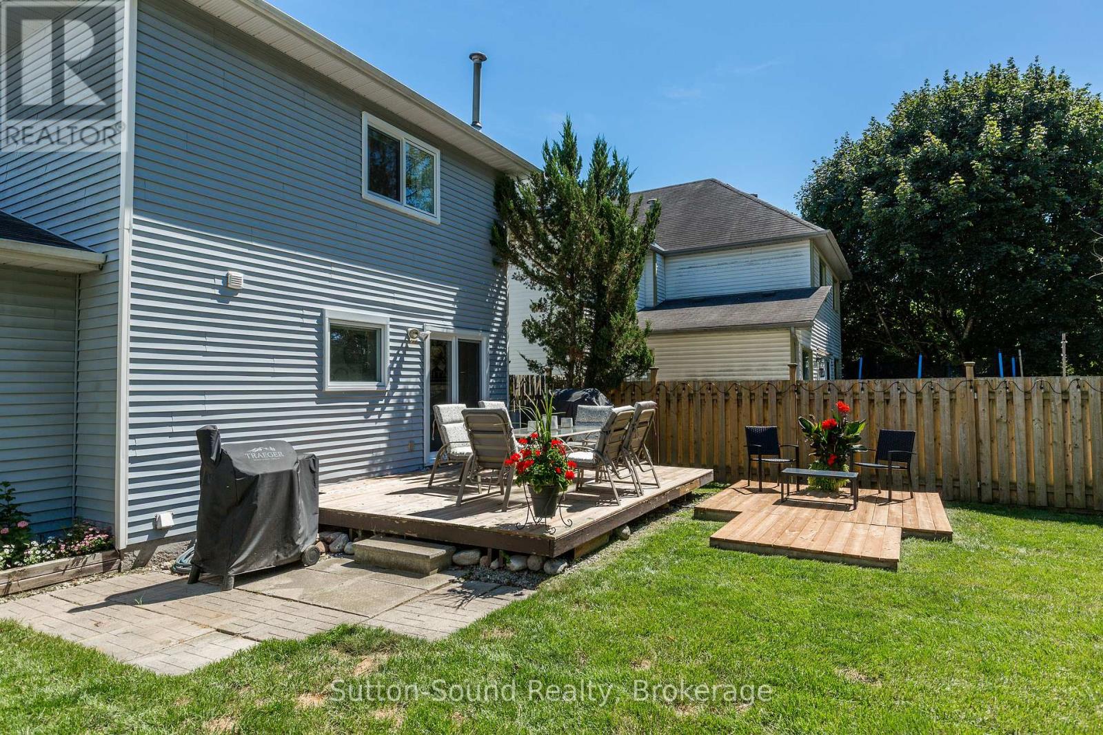 Photo 34 of 1926 Applewood Avenue, Innisfil ON