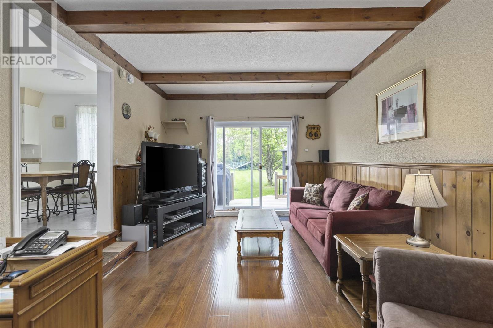 Photo 18 of 16 Charlotte Dr, Sault Ste Marie ON
