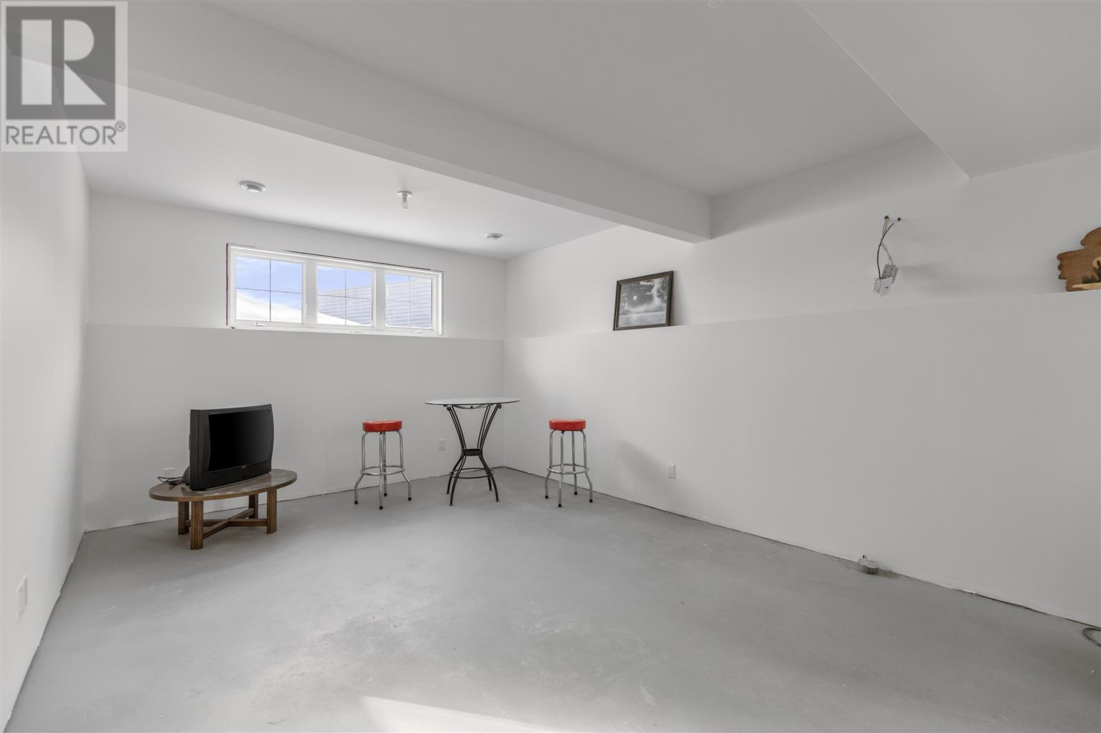 Photo 30 of 39 Saddle Cres, Sault Ste Marie ON