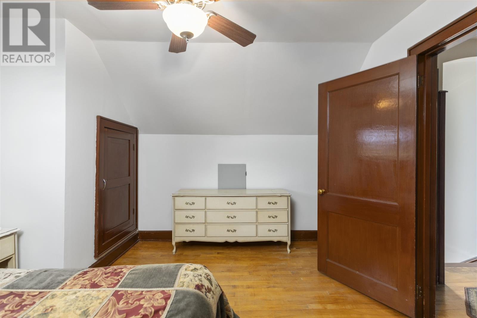 Photo 21 of 615 Sherbourne St, Sault Ste Marie ON
