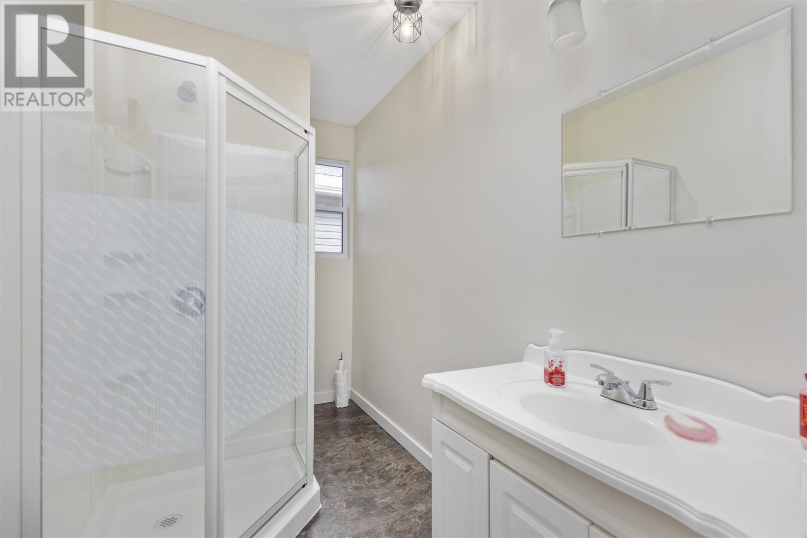 Photo 14 of 615 Sherbourne St, Sault Ste Marie ON