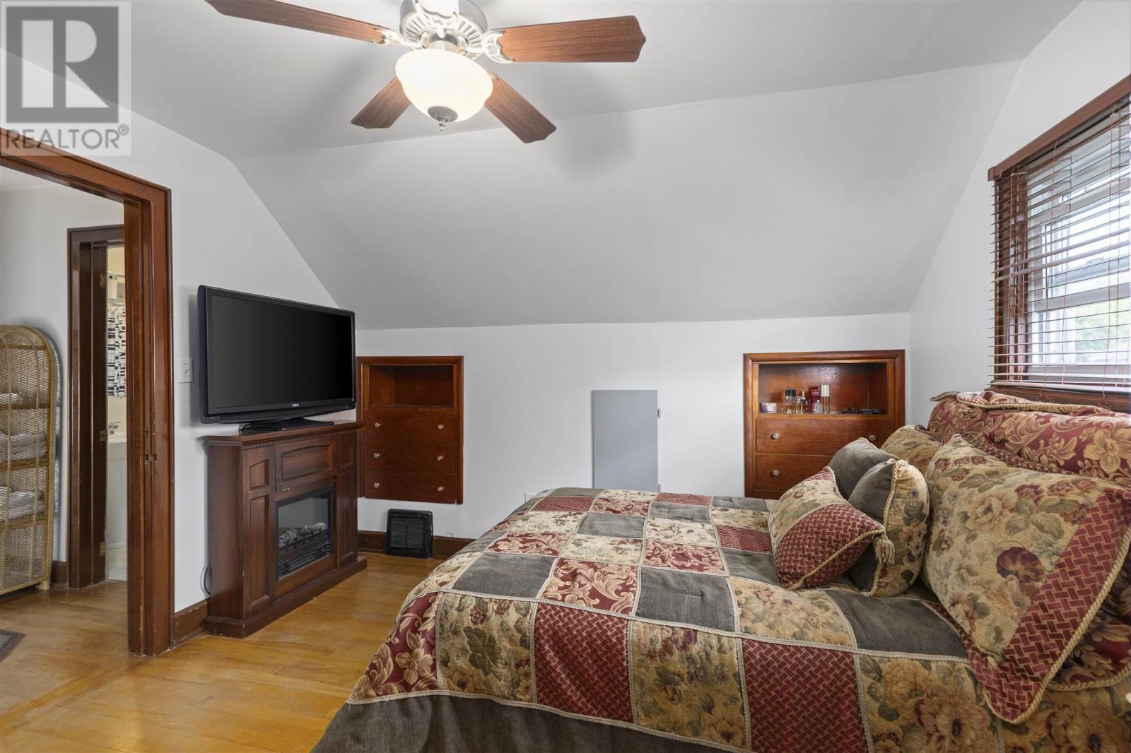 Photo 20 of 615 Sherbourne St, Sault Ste Marie ON
