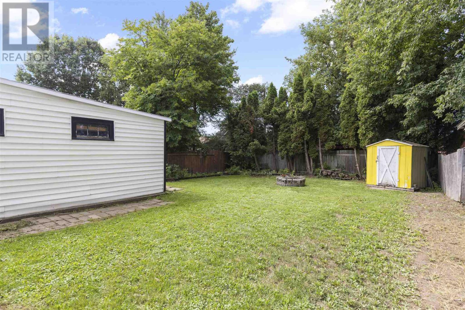Photo 26 of 615 Sherbourne St, Sault Ste Marie ON