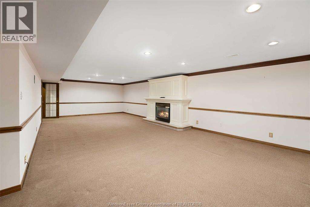 Photo 31 of 294 Hyde Park, Amherstburg ON