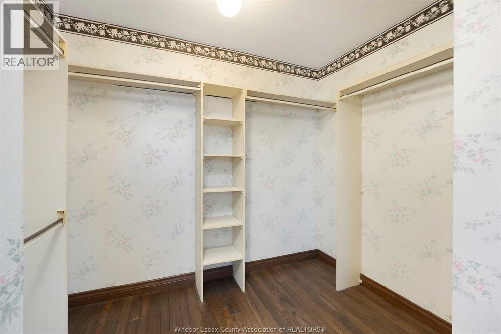 Photo 23 of 294 Hyde Park, Amherstburg ON