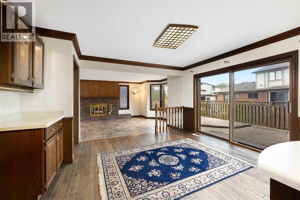 Photo 10 of 294 Hyde Park, Amherstburg ON