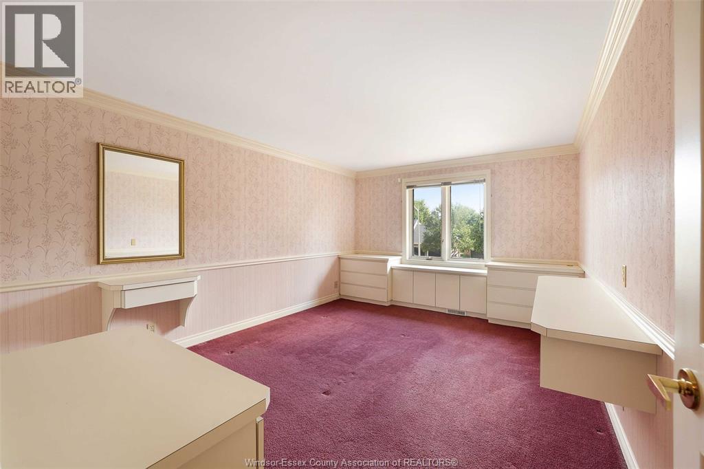 Photo 25 of 294 Hyde Park, Amherstburg ON