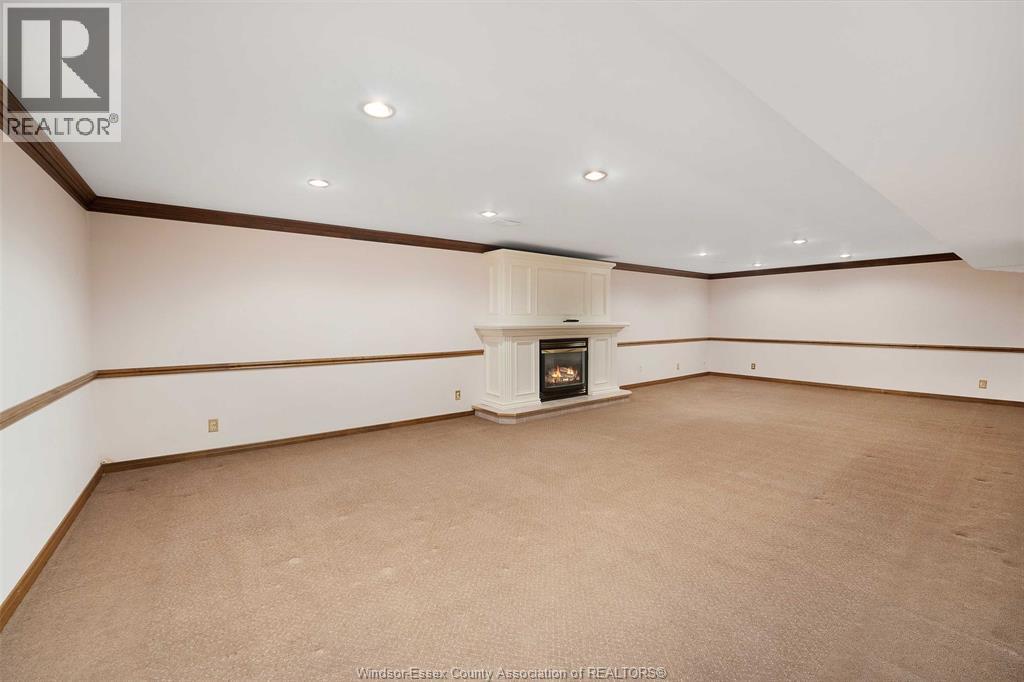 Photo 30 of 294 Hyde Park, Amherstburg ON