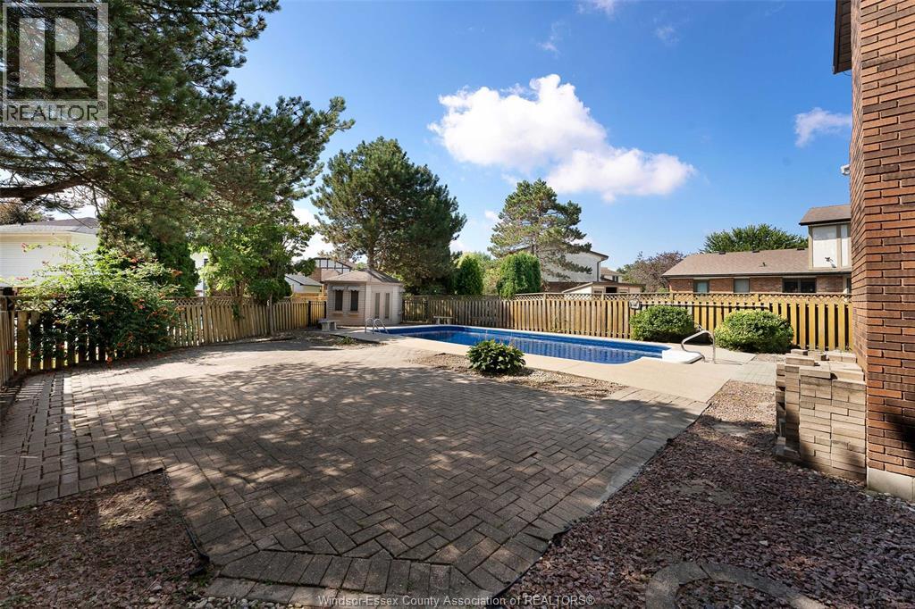 Photo 44 of 294 Hyde Park, Amherstburg ON