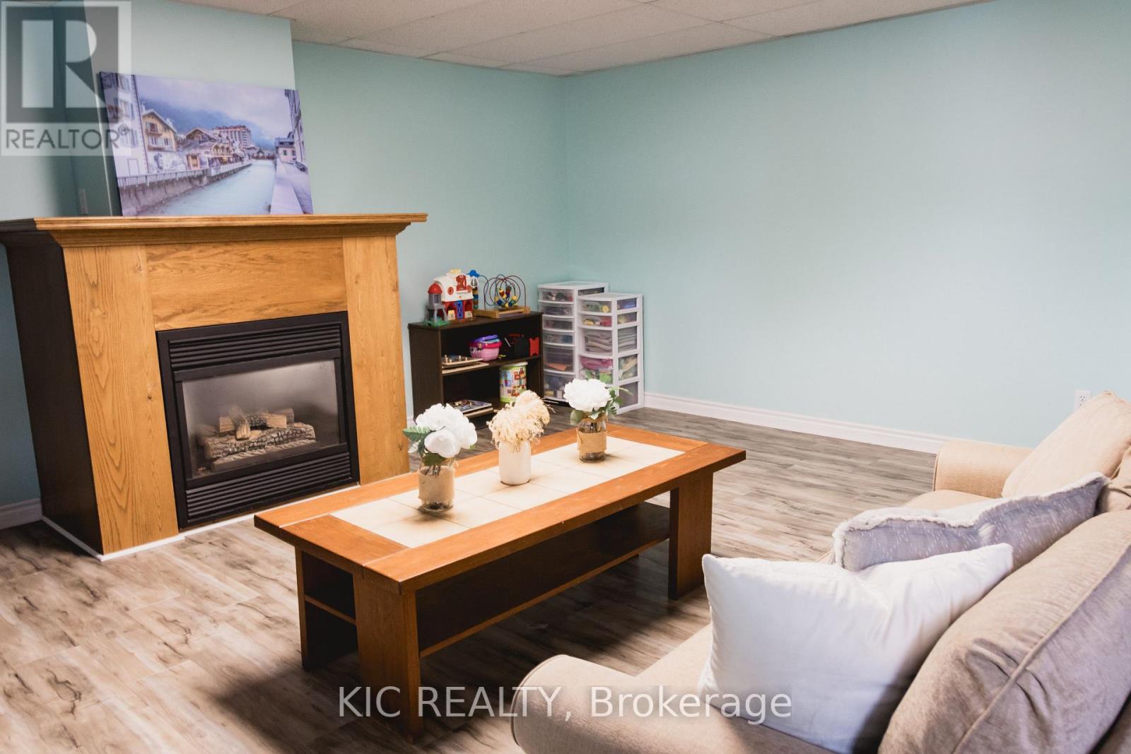 Photo 16 of 917 Chipping Park Boulevard, Cobourg ON