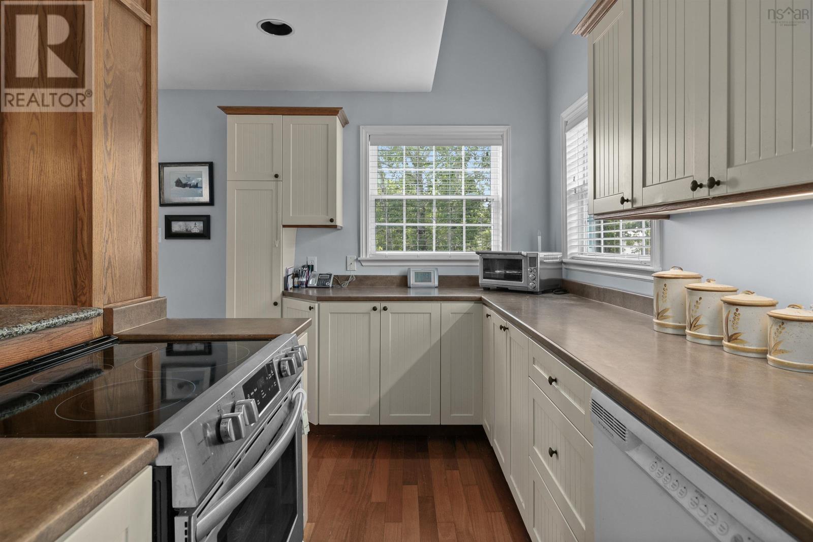 Photo 13 of 6 Westwind Drive, Chester NS