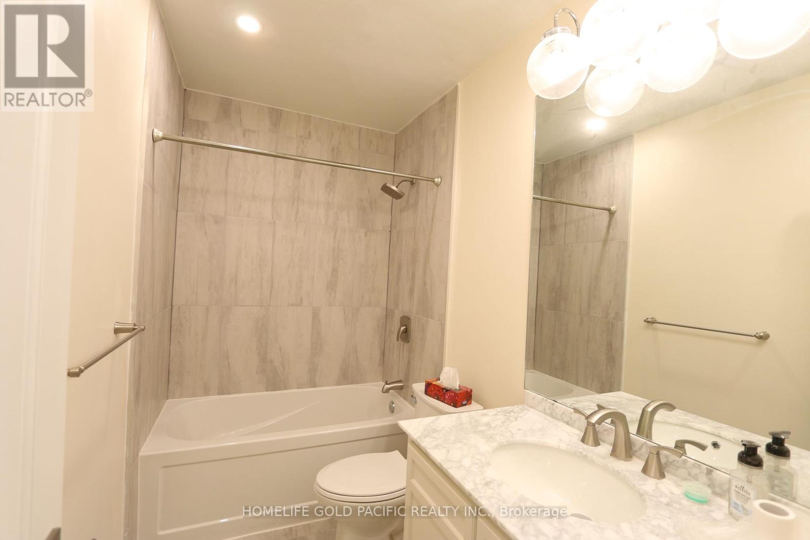 Photo 9 of 30 A Mcgill Street, Toronto ON