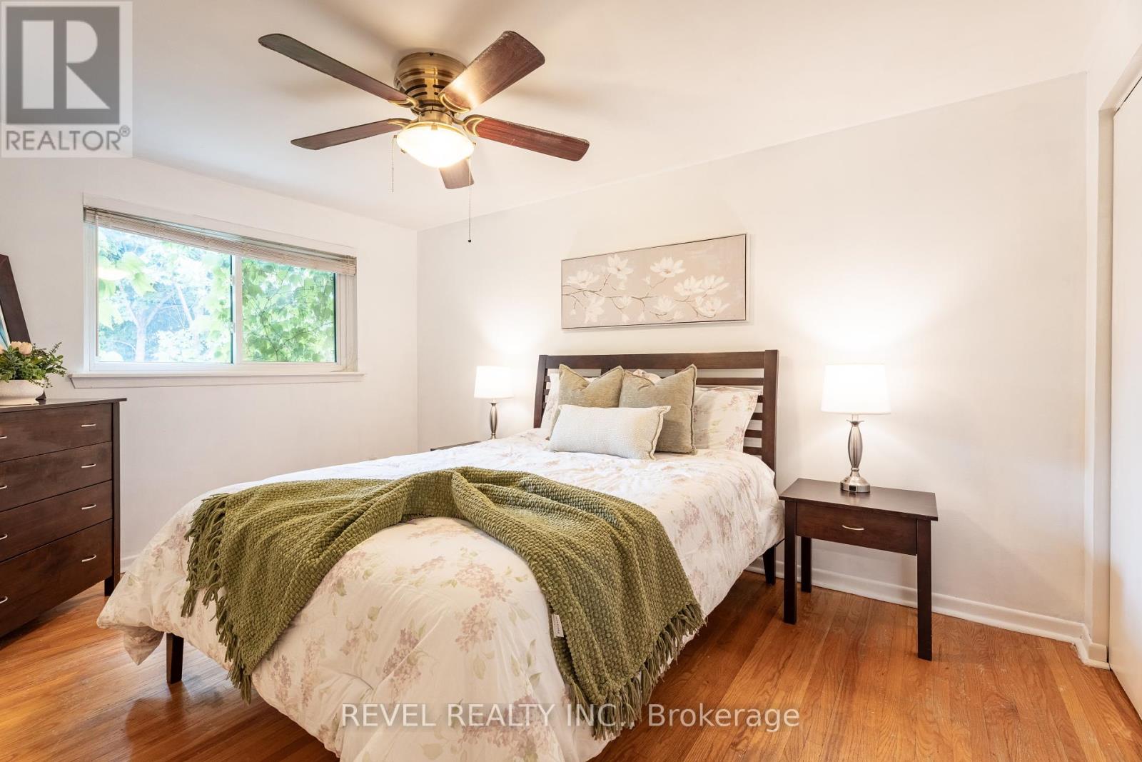Photo 18 of 1315 Playford Road, Mississauga ON