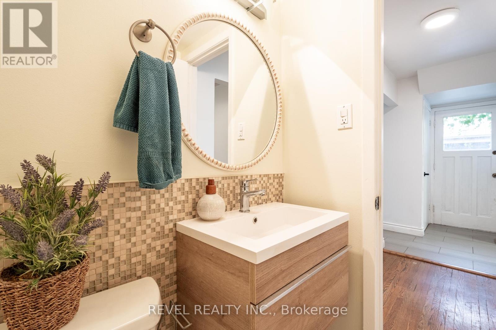 Photo 13 of 1315 Playford Road, Mississauga ON