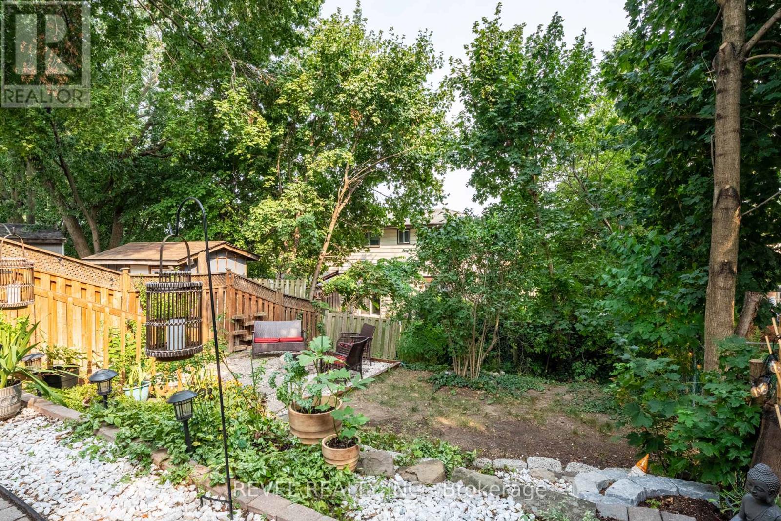 Photo 6 of 1315 Playford Road, Mississauga ON