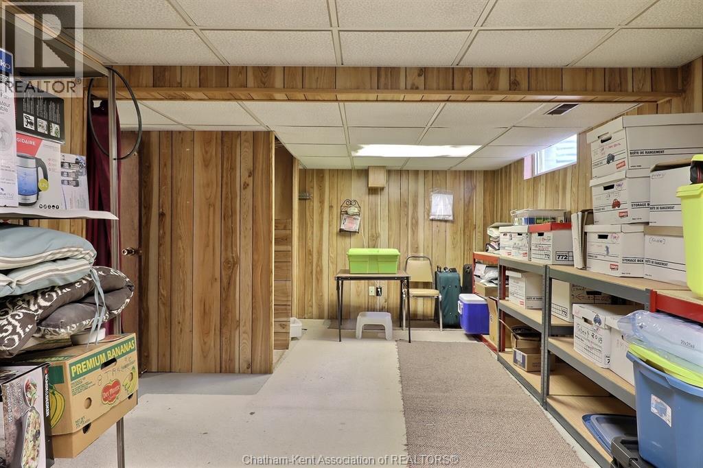 Photo 25 of 42 Willcox Street, Chatham ON