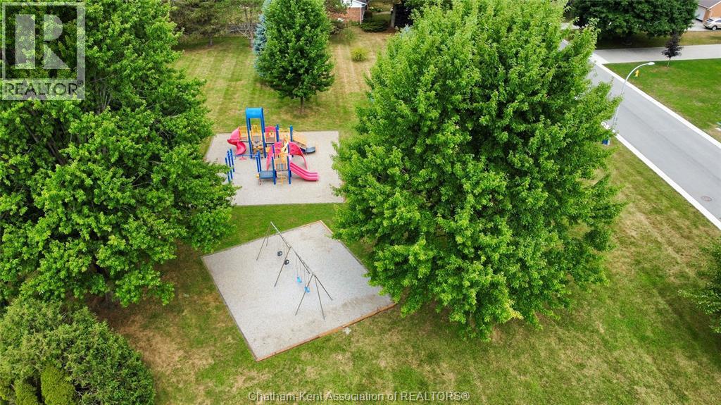 Photo 36 of 42 Willcox Street, Chatham ON