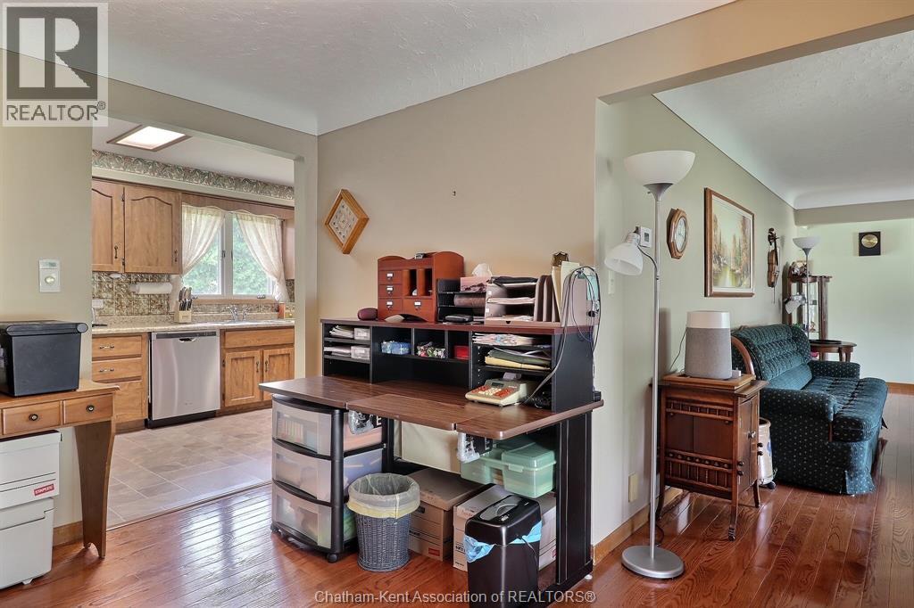 Photo 9 of 42 Willcox Street, Chatham ON