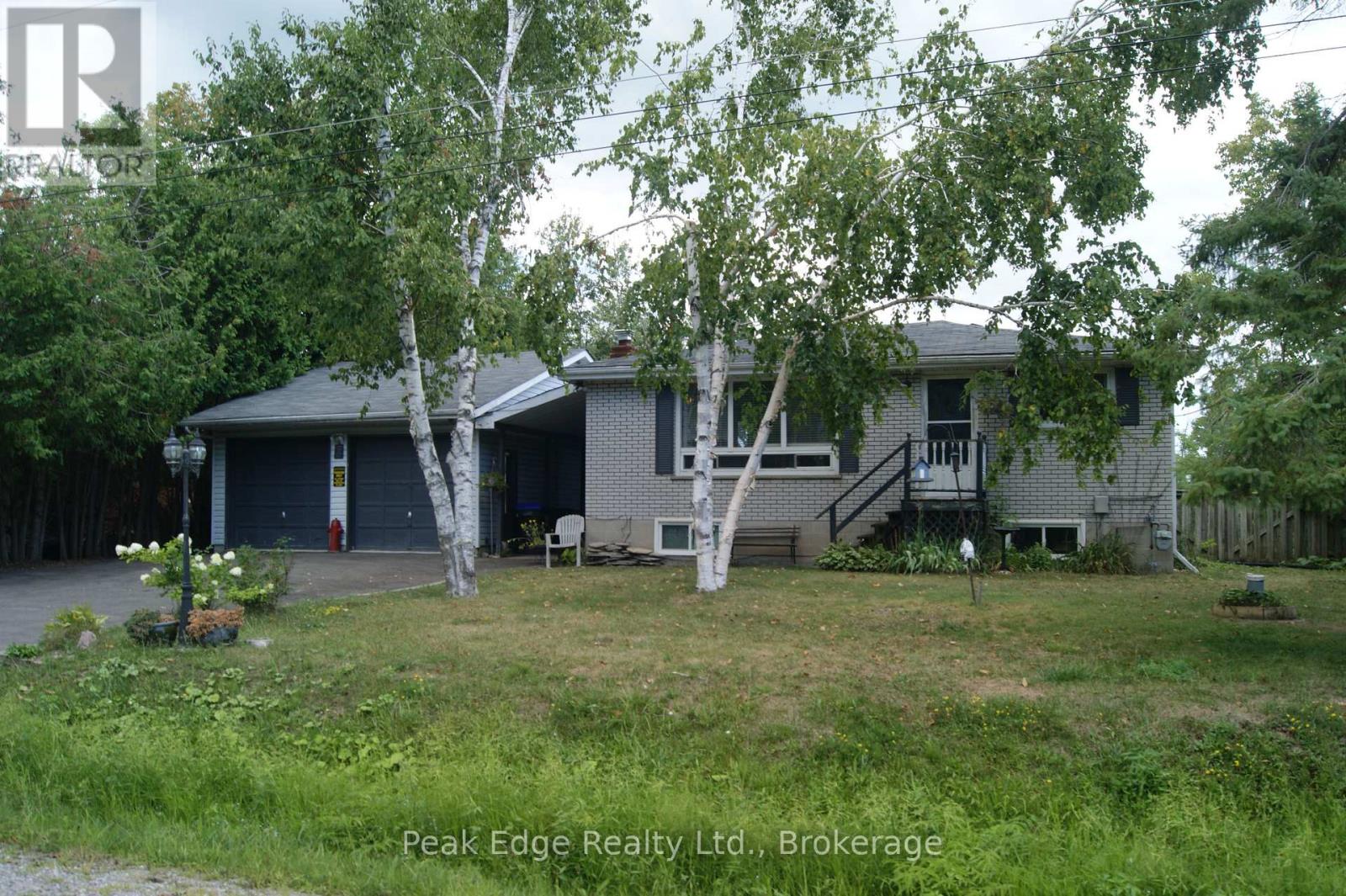Photo 2 of 669 10th Line S, Oromedonte ON