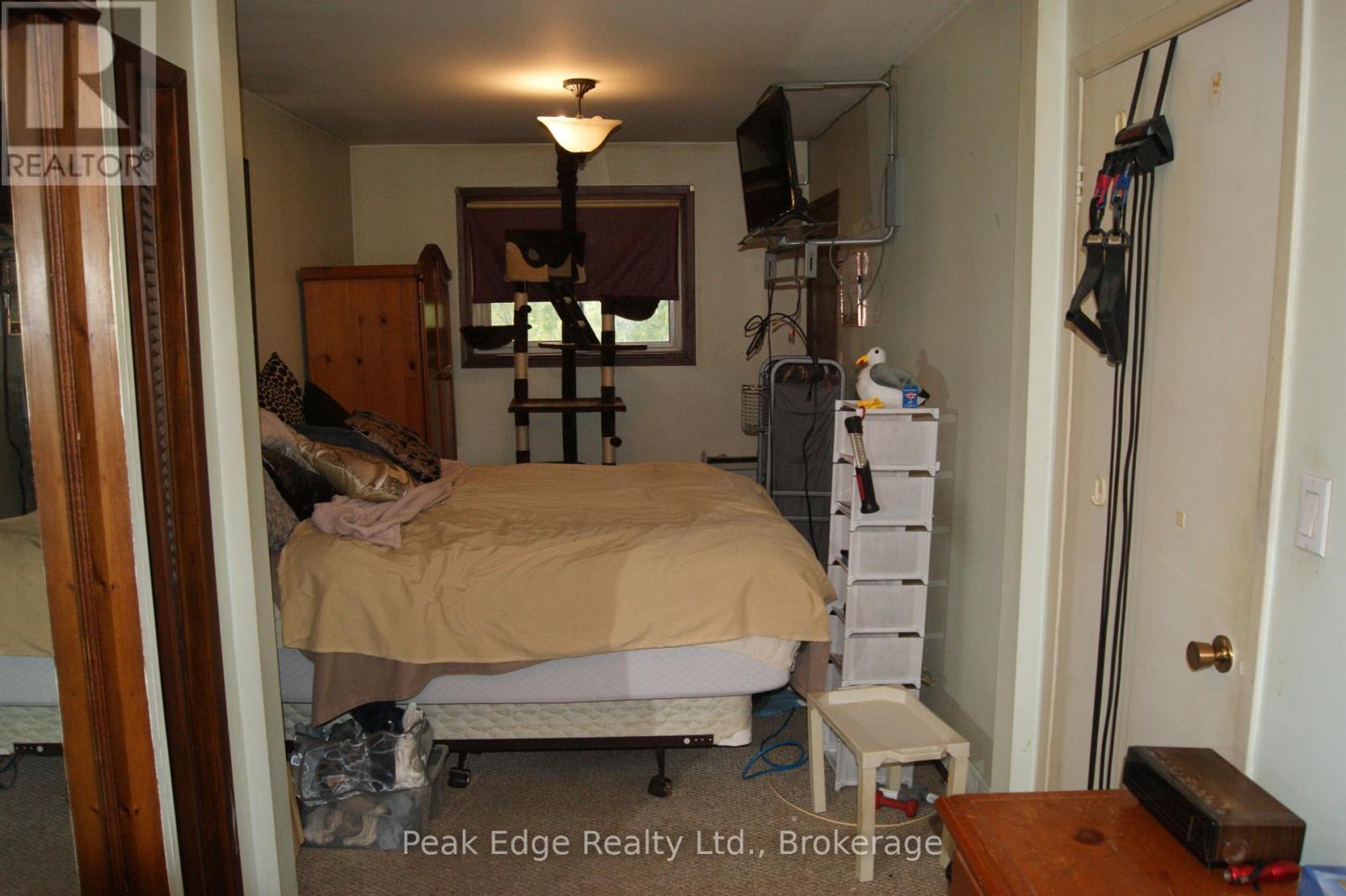 Photo 21 of 669 10th Line S, Oromedonte ON