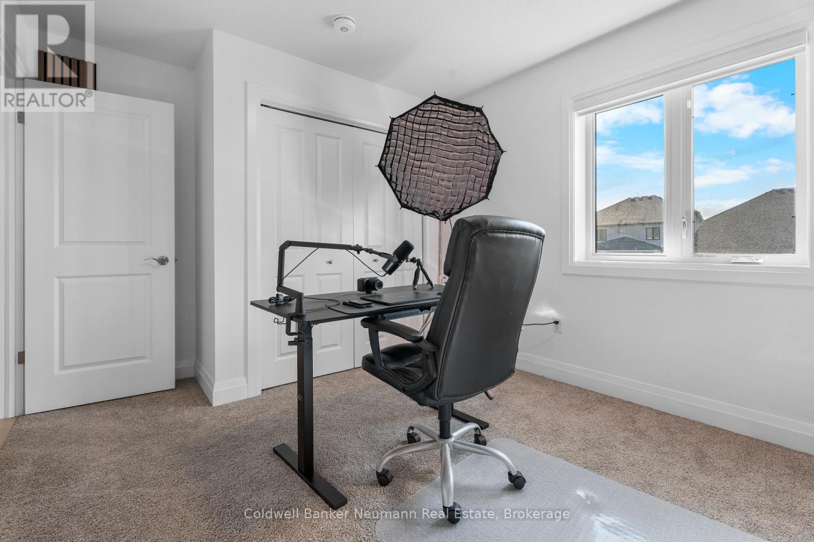 Photo 32 of 43 York Street E, Centre Wellington ON